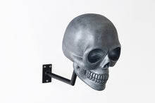 Load image into Gallery viewer, &lt;transcy&gt;H-Skull Helmet mount Antik Silver&lt;/transcy&gt;
